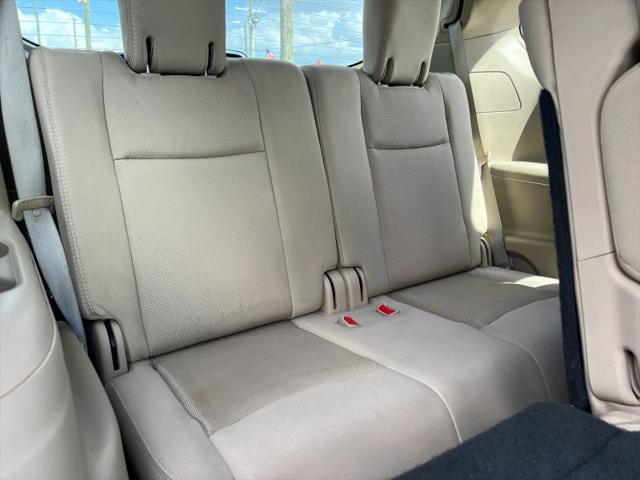 2017 Nissan Pathfinder SV