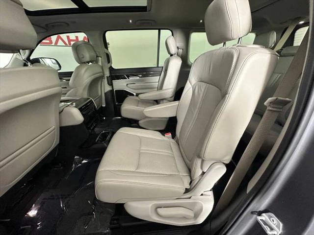 2022 Jeep Wagoneer Series III 4x4