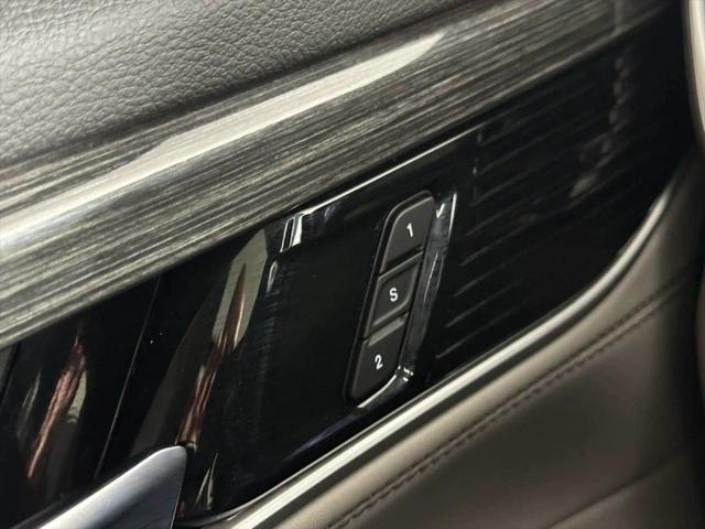 2022 Jeep Wagoneer Series III 4x4