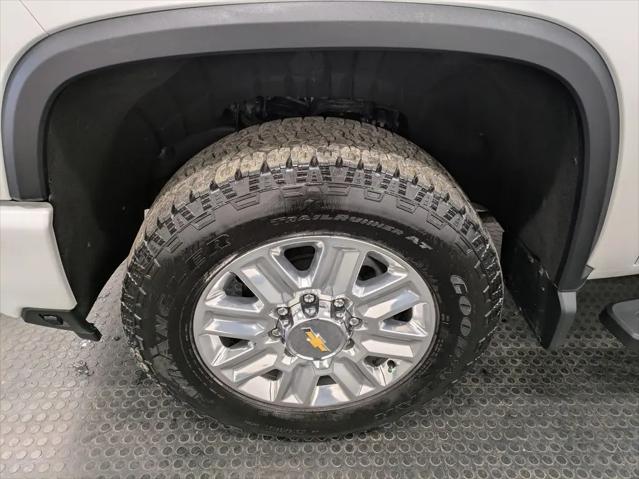2025 Chevrolet Silverado 2500HD Crew Cab, Standard Bed, High Country, 4WD
