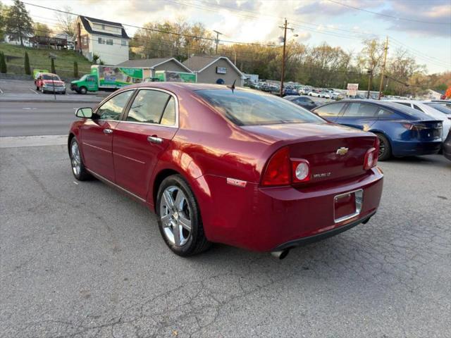 2011 Chevrolet Malibu 2LT