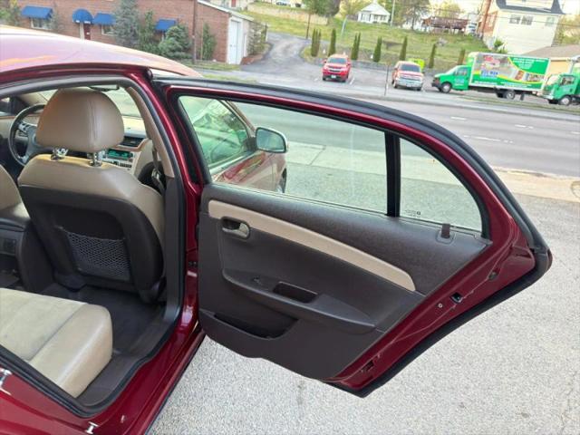 2011 Chevrolet Malibu 2LT