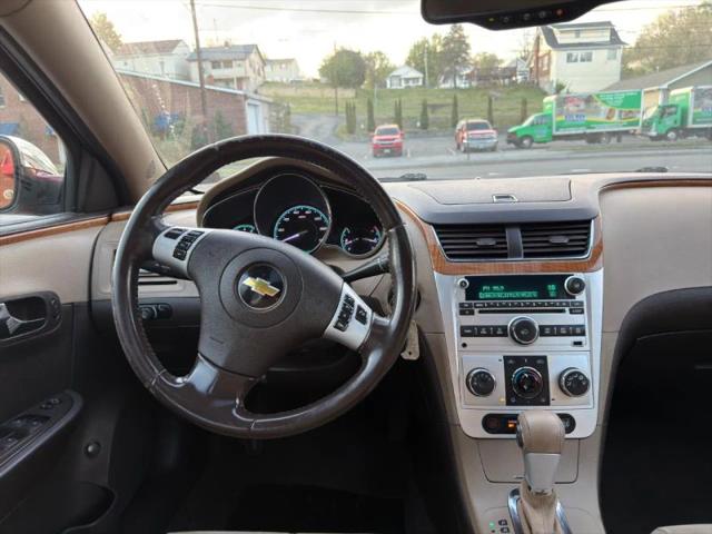 2011 Chevrolet Malibu 2LT
