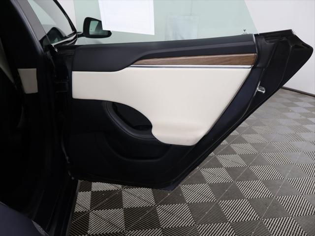 2022 Tesla Model S Dual Motor All-Wheel Drive