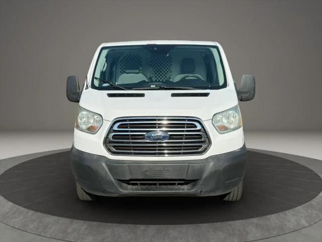 2016 Ford Transit w/60/40 Side Door w/RWB