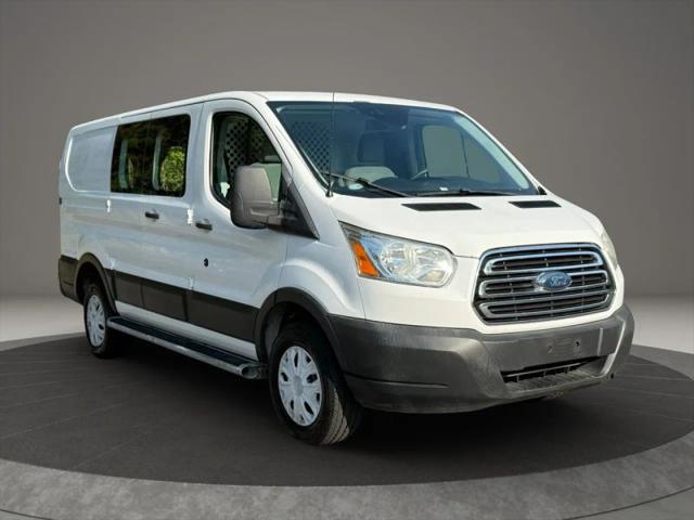 2016 Ford Transit w/60/40 Side Door w/RWB