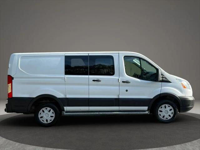 2016 Ford Transit w/60/40 Side Door w/RWB