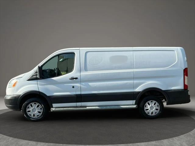 2016 Ford Transit w/60/40 Side Door w/RWB