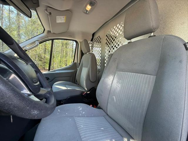 2016 Ford Transit w/60/40 Side Door w/RWB