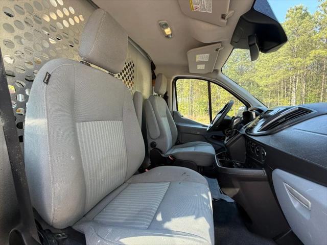 2016 Ford Transit w/60/40 Side Door w/RWB