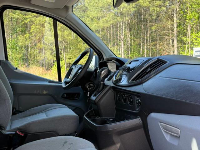 2016 Ford Transit w/60/40 Side Door w/RWB