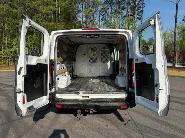 2016 Ford Transit w/60/40 Side Door w/RWB