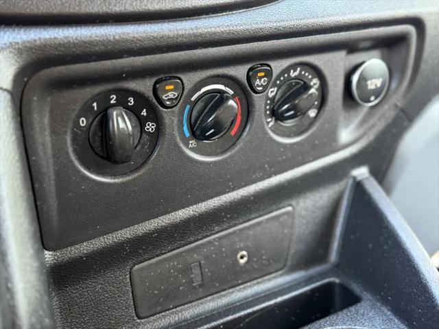2016 Ford Transit w/60/40 Side Door w/RWB