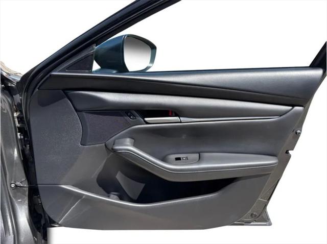 2022 Mazda Mazda3 Select