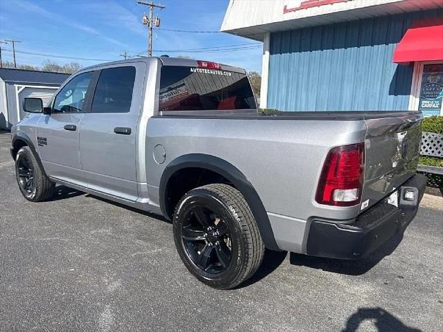 2024 Ram 1500 Classic Warlock Crew Cab 4x2 5'7" Box