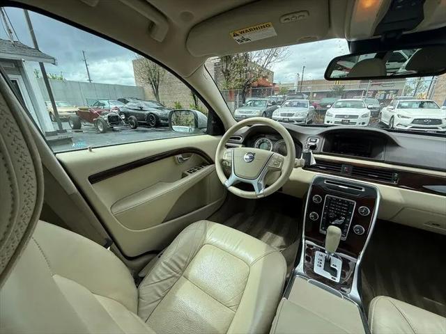 2012 Volvo XC70 T6