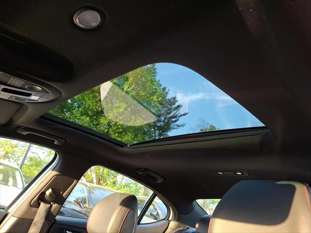 2025 Genesis G70 3.3T AWD Sport Advanced