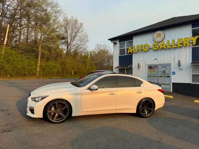 2015 INFINITI Q50 Sport