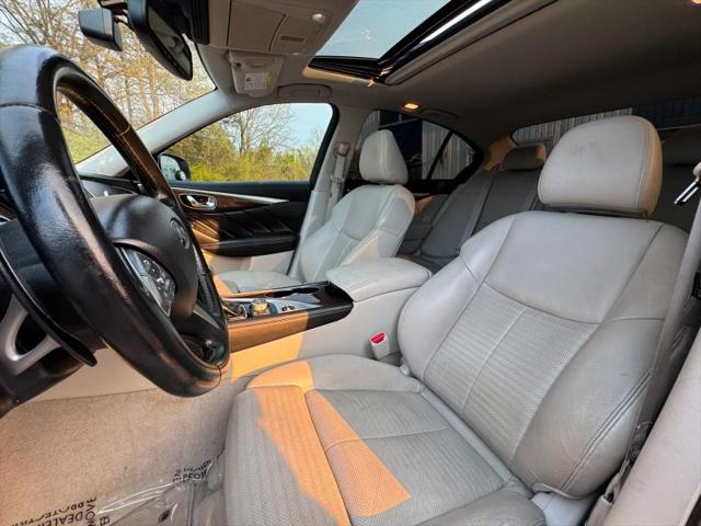 2015 INFINITI Q50 Sport