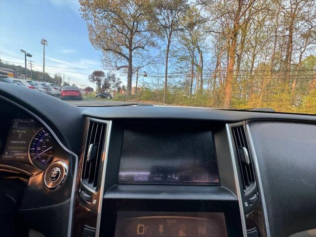 2015 INFINITI Q50 Sport