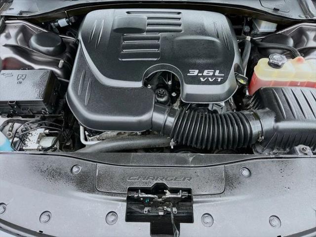 2021 Dodge Charger SXT RWD