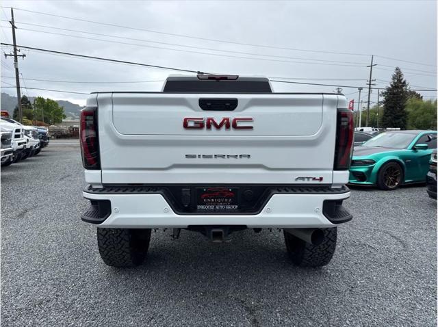 2025 GMC Sierra 2500HD 4WD Crew Cab Standard Bed AT4