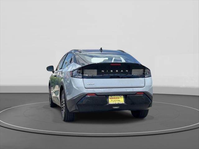 2026 Nissan LEAF PLATINUM+