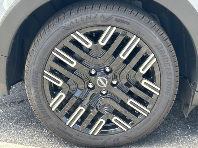 2026 Nissan LEAF PLATINUM+
