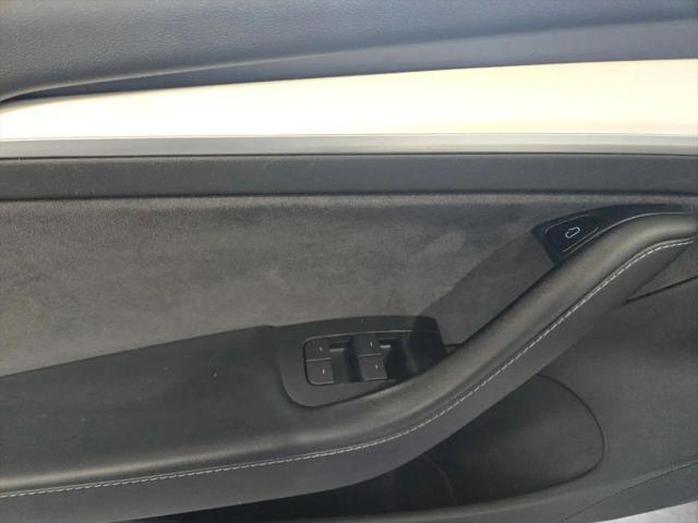 2021 Tesla Model 3 Standard Range Plus Rear-Wheel Drive