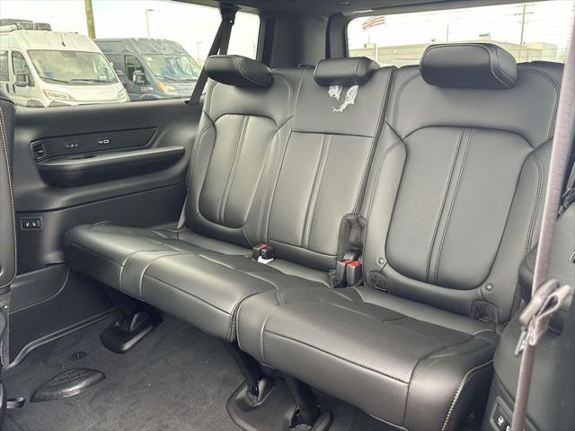 2026 Jeep Grand Wagoneer L 4x4