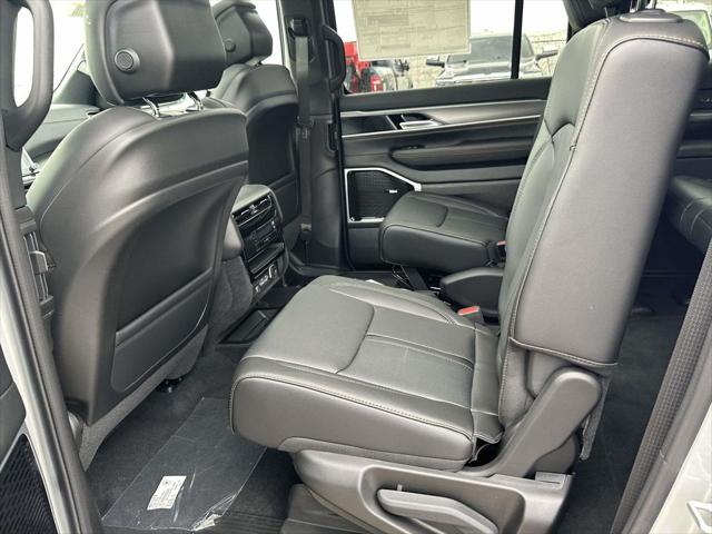 2026 Jeep Grand Wagoneer L 4x4
