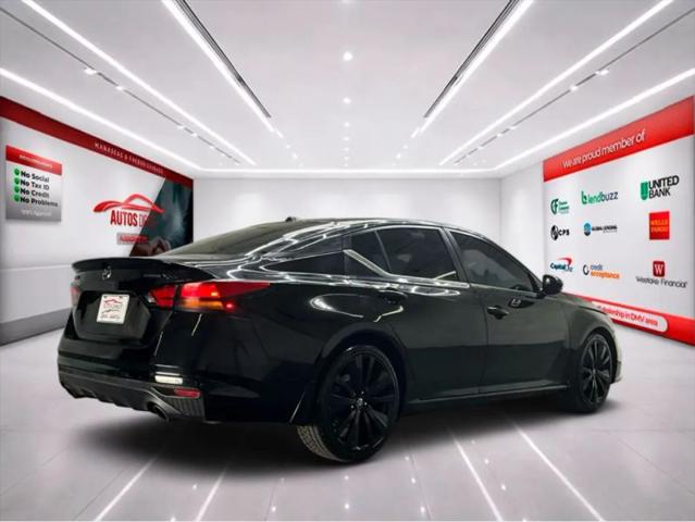 2022 Nissan Altima SR FWD