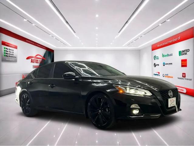 2022 Nissan Altima SR FWD