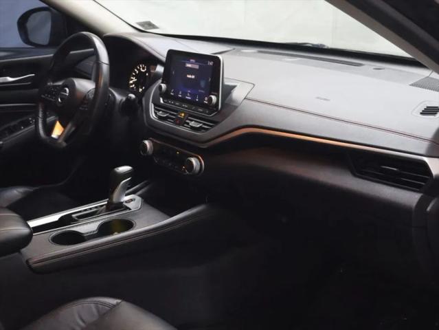 2022 Nissan Altima SR FWD
