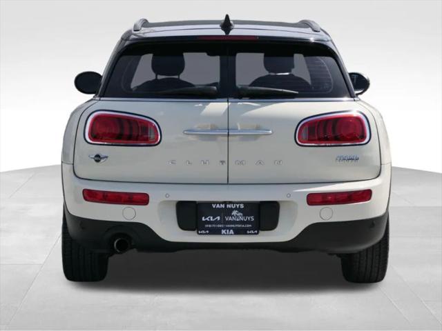 2018 MINI Cooper Clubman Cooper