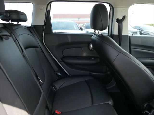 2018 MINI Cooper Clubman Cooper