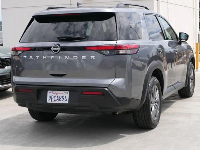 2025 Nissan Pathfinder SV FWD