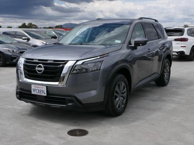 2025 Nissan Pathfinder SV FWD
