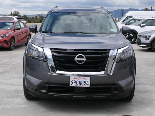 2025 Nissan Pathfinder SV FWD