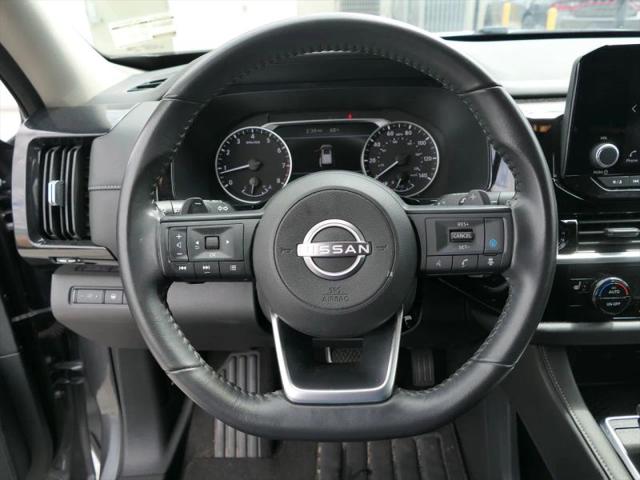 2025 Nissan Pathfinder SV FWD