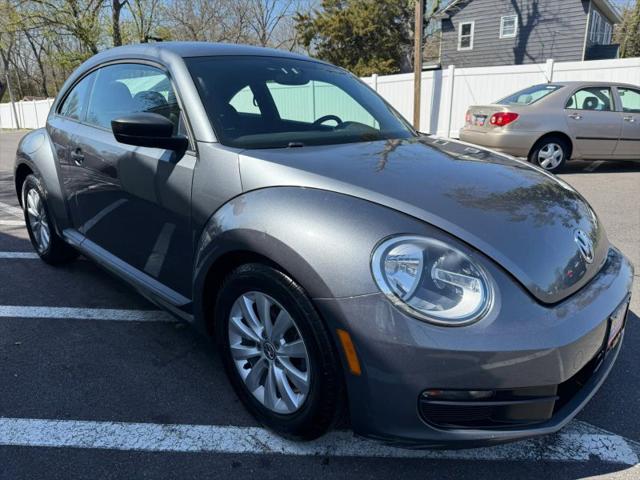 2013 Volkswagen Beetle 2.5L Entry