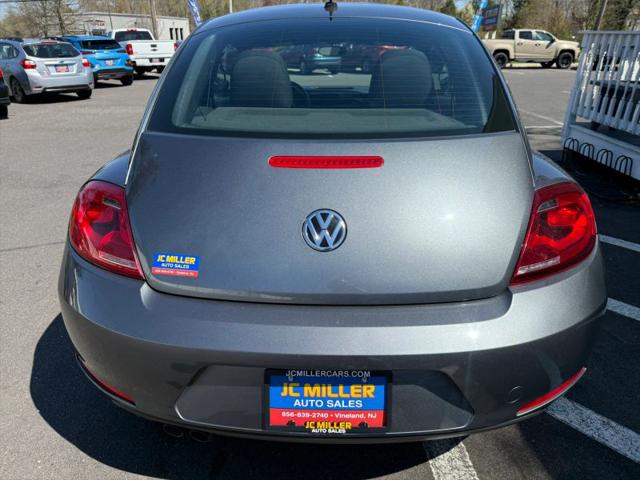 2013 Volkswagen Beetle 2.5L Entry
