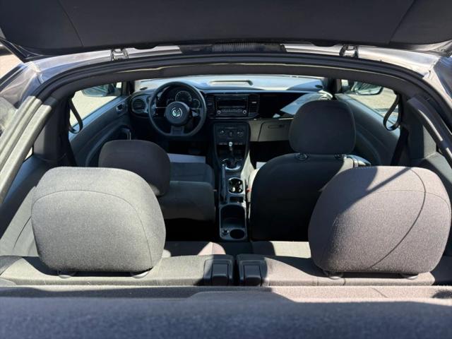 2013 Volkswagen Beetle 2.5L Entry