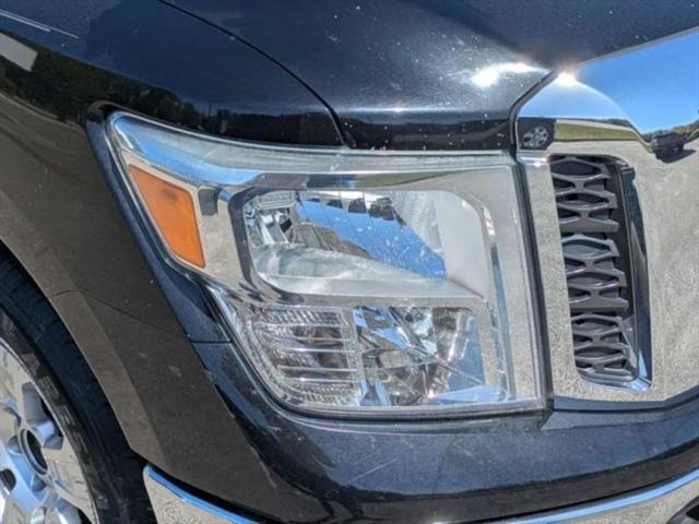 2017 Nissan Titan SV