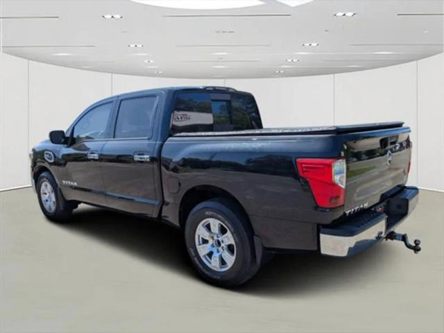 2017 Nissan Titan SV