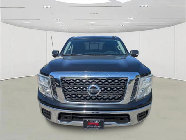 2017 Nissan Titan SV