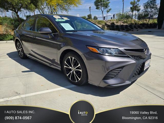 2020 Toyota Camry SE