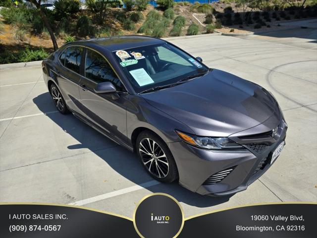 2020 Toyota Camry SE