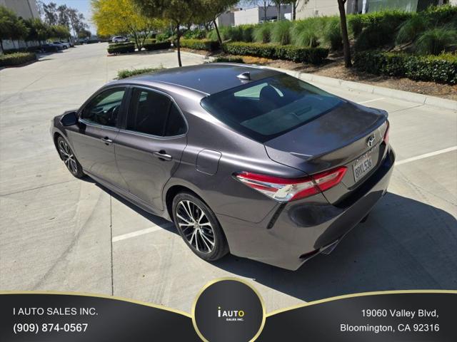 2020 Toyota Camry SE