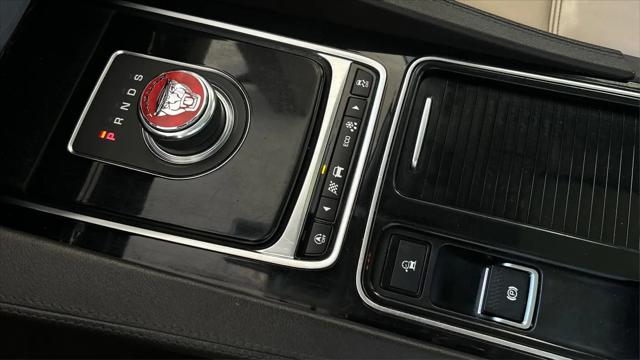 2019 Jaguar F-PACE 25t Prestige